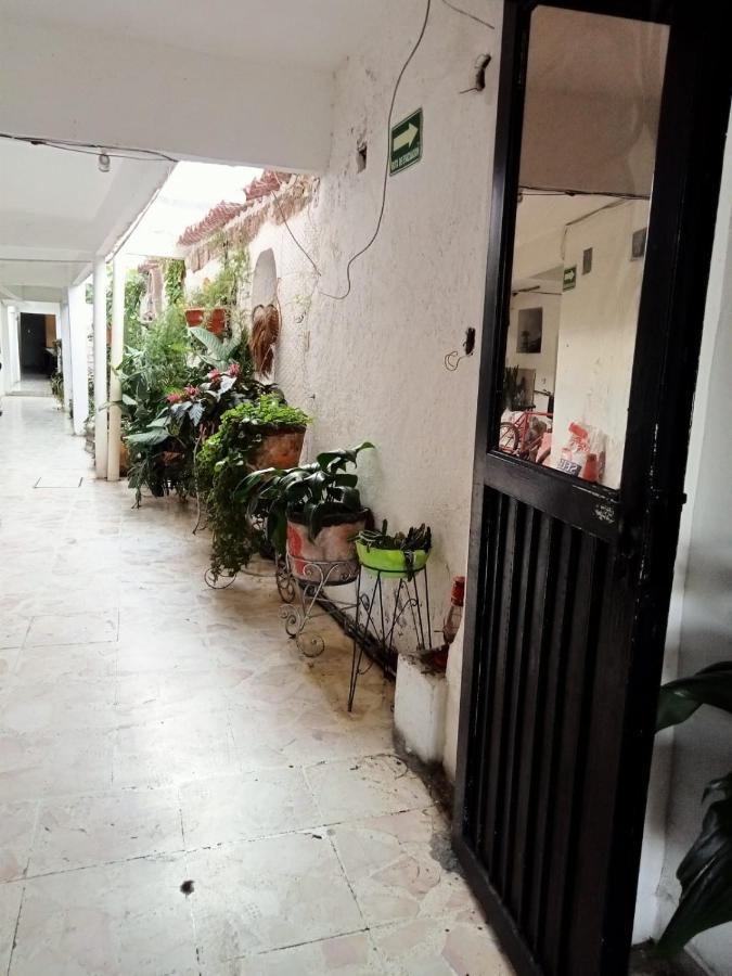 Hotel Posada Laura ซาน ฮวน เดล ริโอ ภายนอก รูปภาพ